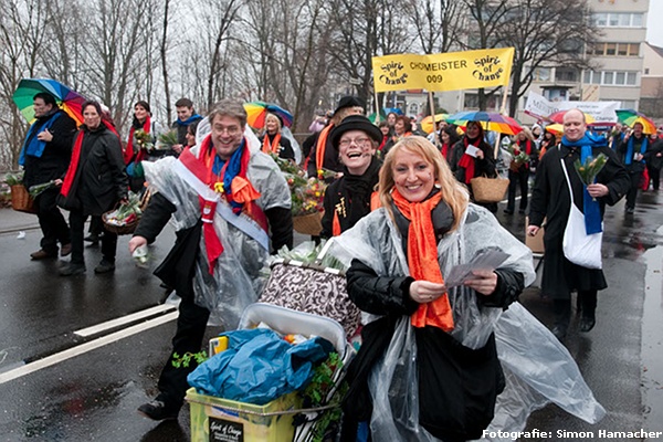 Spirit of Change beim Rosensonntagszug in Porz